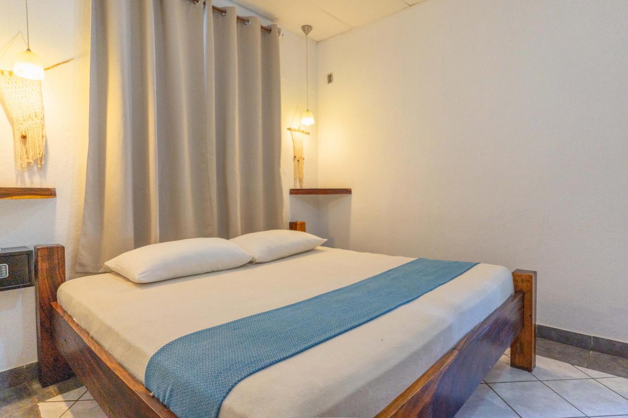Lodge Miramar Surfcamp